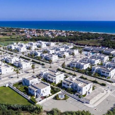 Отель Borgo Rio Favara Испика Экстерьер фото